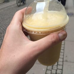 Orange N Blk - Mango smoothie med kokos mjölk