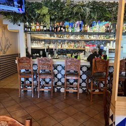El Tapatio Mexican Restaurant - They have a full service bar