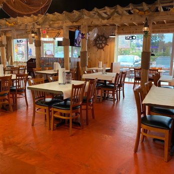 Live Crawfish Seafood - Inside seating - Seafood Near Me - Smithfield, North Carolina Live Crawfish Seafood - Inside seating - Seafood Near Me - Smithfield, North Carolina