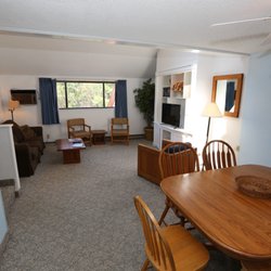 Black Bear Lodge - Loft Suite Living Room