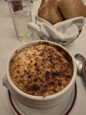 Au Pied de Cochon by null