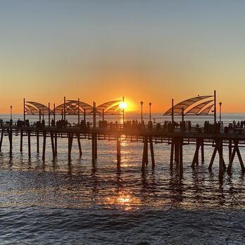 Redondo Beach Pier - Sunset - Souvenir Shops Near Me - Redondo Beach, California Redondo Beach Pier - Sunset - Souvenir Shops Near Me - Redondo Beach, California
