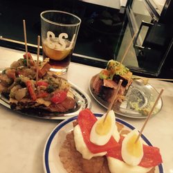 La Vermuteria - Festival de tapas y vermut!