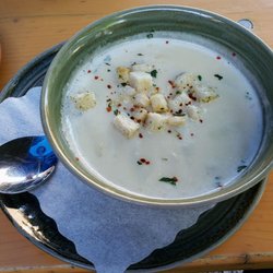 Alte Post Parsdorf - Cream of Asparagus Soup at Alte Post Parsdorf