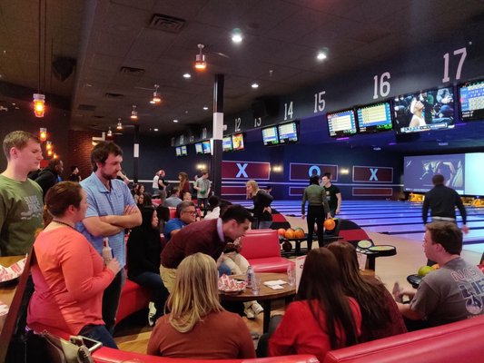 BETTER OFF BOWLING - 15 Photos - 3805 Belt Line Rd, Addison, Texas ...
