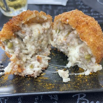 Chi c' è c' è - Buffalo Arancini - Bars Near Me - Naples, NA
