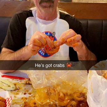 LA Crab Shack - Messy table happy face - Seafood Near Me - Peoria, Arizona