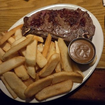 Damon's Steak House - 16oz New York Steak with steak fries - Steakhouses Near Me - Glendale, California