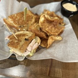 Full On Craft Eats & Drinks - Ruby