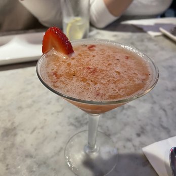 Caffe Concerto - Gucci martini - Pizza Near Me - Los Angeles, California