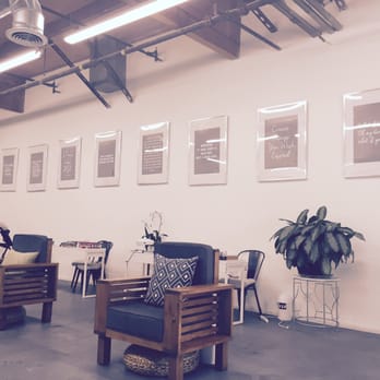 Naild La - Inspirational quotes on the wall - Nail Salons Near Me - Los Angeles, California Naild La - Inspirational quotes on the wall - Nail Salons Near Me - Los Angeles, California