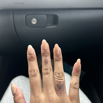 Aesthetic Nails - Nude gel manicure - Nail Salons Near Me - Castro Valley, California Aesthetic Nails - Nude gel manicure - Nail Salons Near Me - Castro Valley, California