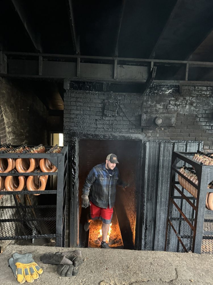 CITY MEAT MARKET Updated October 2024 17 Photos & 13 Reviews 199