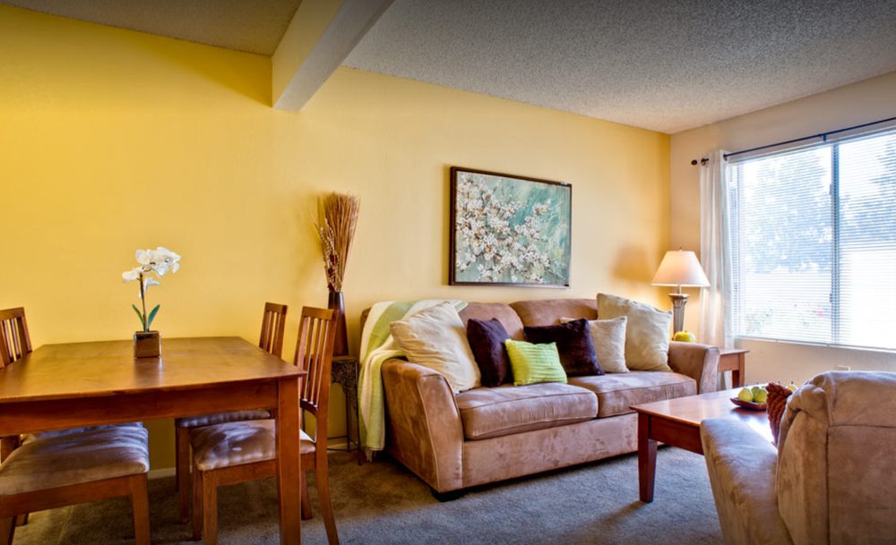 GOLDEN MEADOWS BY CONAM MANAGEMENT Updated May 2024 14460 W