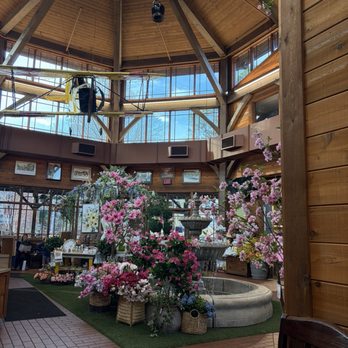 Patti's 1880's Settlement - Lobby - American Near Me - Grand Rivers, Kentucky