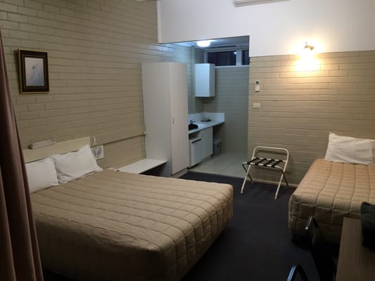 Parkview Motor Inn Parkes by null