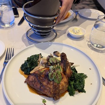 360 Restaurant - Canadian (New) Near Me - Toronto, Ontario