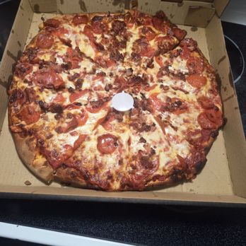 Rio's Pizza - How amazing is this!?!?!?!?! Pepperoni and bacon bits cooked to perfection - Pizza Near Me - Montebello, California
