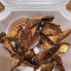 Kochi by the Lake - Cold yet burnt Crab Rangoon