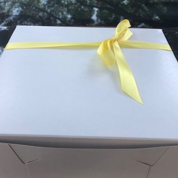 Truman’s Bakery - And they put them in this pretty box with a bow!! - Bakeries Near Me - Los Angeles, California