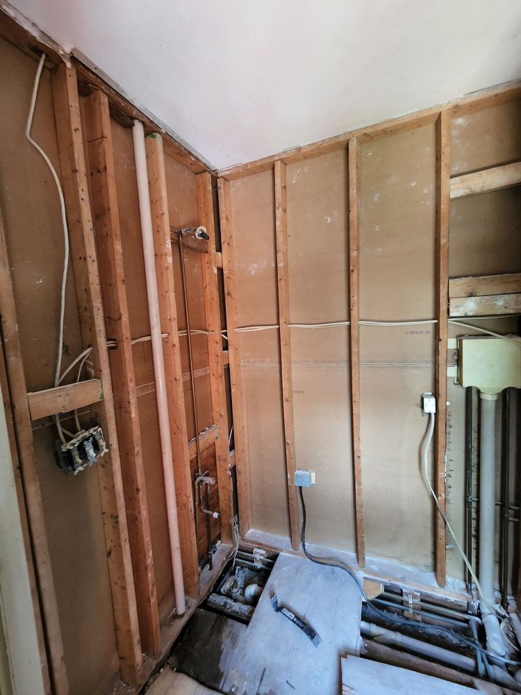 Slide of Eam Home Improvement