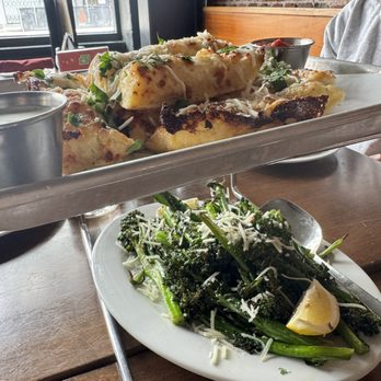 Little Star Pizza - cheesy bread sticks and broccolini - Pizza Near Me - San Francisco, California