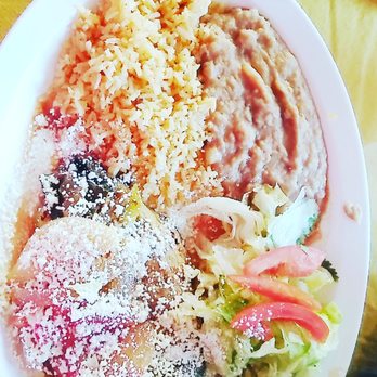 La Chispa De Oro - Bomb - Mexican Near Me - Los Angeles, California La Chispa De Oro - Bomb - Mexican Near Me - Los Angeles, California