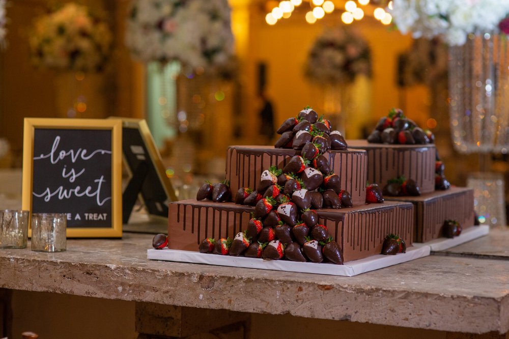 PANINI BAKERY & CAKES 52 Photos & 112 Reviews 6063 Sherry Ln