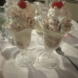 Anna's Cucina Rustica - Spumoni sundaes!