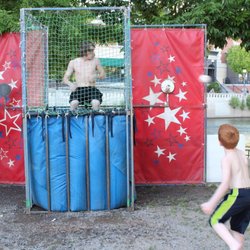 Top Hat Party Rentals - Dunk Tank
