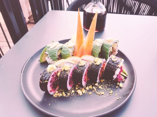 Bloom Sushi by null