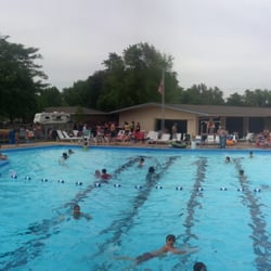 Indian Hills Swim Club - Typical weekend day at the pool