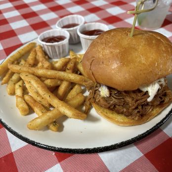 South 40 - Pulled pork sandwich - Bars Near Me - Reno, Nevada