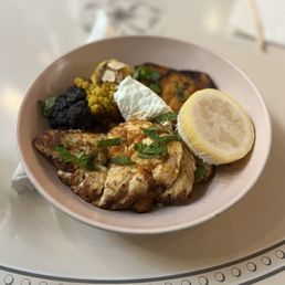 Chicken harissa quinoa bowl