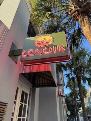 Lenoir by null