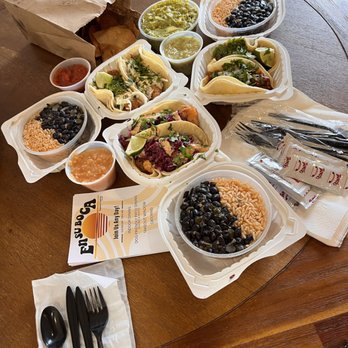 En Su Boca - tacos, rice + beans, guacamole, and all the salsas! - Mexican Near Me - Richmond, Virginia