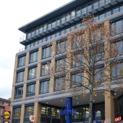 Galerie Wiener Platz - Galerie und Einkauspassage Wiener Platz