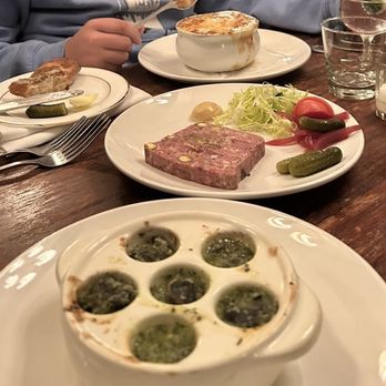 Saint George Bistro - Onion Soup, Pate Maison, Escargots - French Near Me - Hastings on Hudson, New York