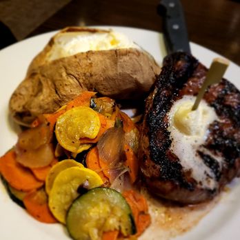 Claim Jumper Restaurants - American Near Me - Las Vegas, Nevada Claim Jumper Restaurants - American Near Me - Las Vegas, Nevada