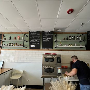 DeLishka Sandwiches & Bites - Sandwiches Near Me - Glenview, Illinois DeLishka Sandwiches & Bites - Sandwiches Near Me - Glenview, Illinois