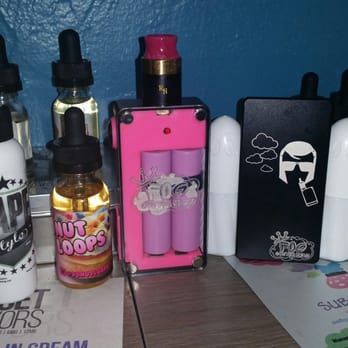 elfbar elfa master akku A Photo Documentary of Vaping Culture main image 0