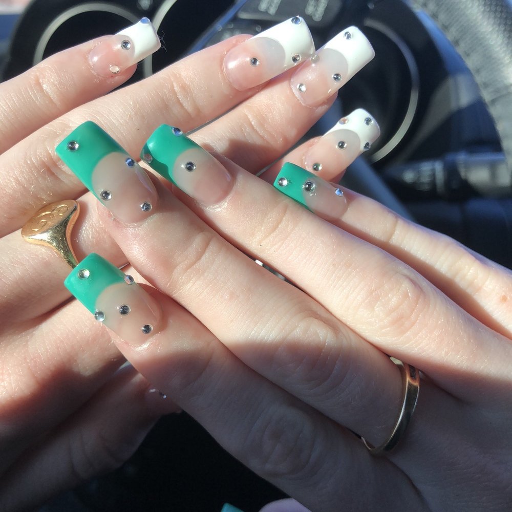 Elite Nails - Nail Salons Near Me - Pasadena, California