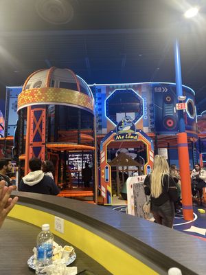 Me Land Chantilly by null