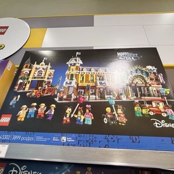 The Lego Store - Toy Stores Near Me - Dallas, Texas The Lego Store - Toy Stores Near Me - Dallas, Texas