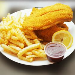 Super JJ Fish & Chicken - Catfish Fillet Dinner