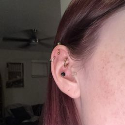 Vertical Helix Piercing