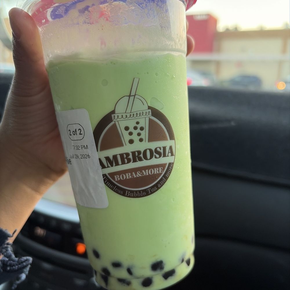 Honeydew Smoothie with boba Honeydew Smoothie with boba
