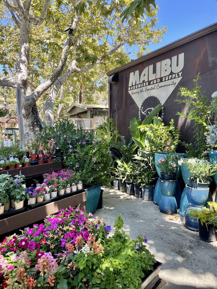 Anawalt's Malibu Hardware & Supply, Malibu Roadtrippers