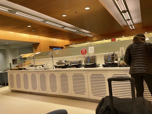 Delta Sky Club by null