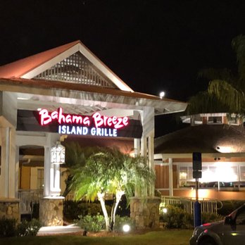 Bahama Breeze - Nighttime exterior shot - Seafood Near Me - Altamonte Springs, Florida Bahama Breeze - Nighttime exterior shot - Seafood Near Me - Altamonte Springs, Florida
